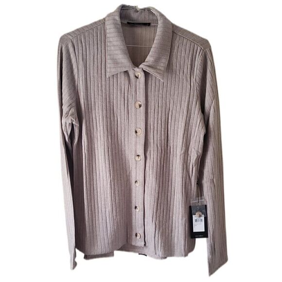 New Wados WDS Beige Long-Sleeve Collared Button-Up Knit Top - Picture 1 of 3